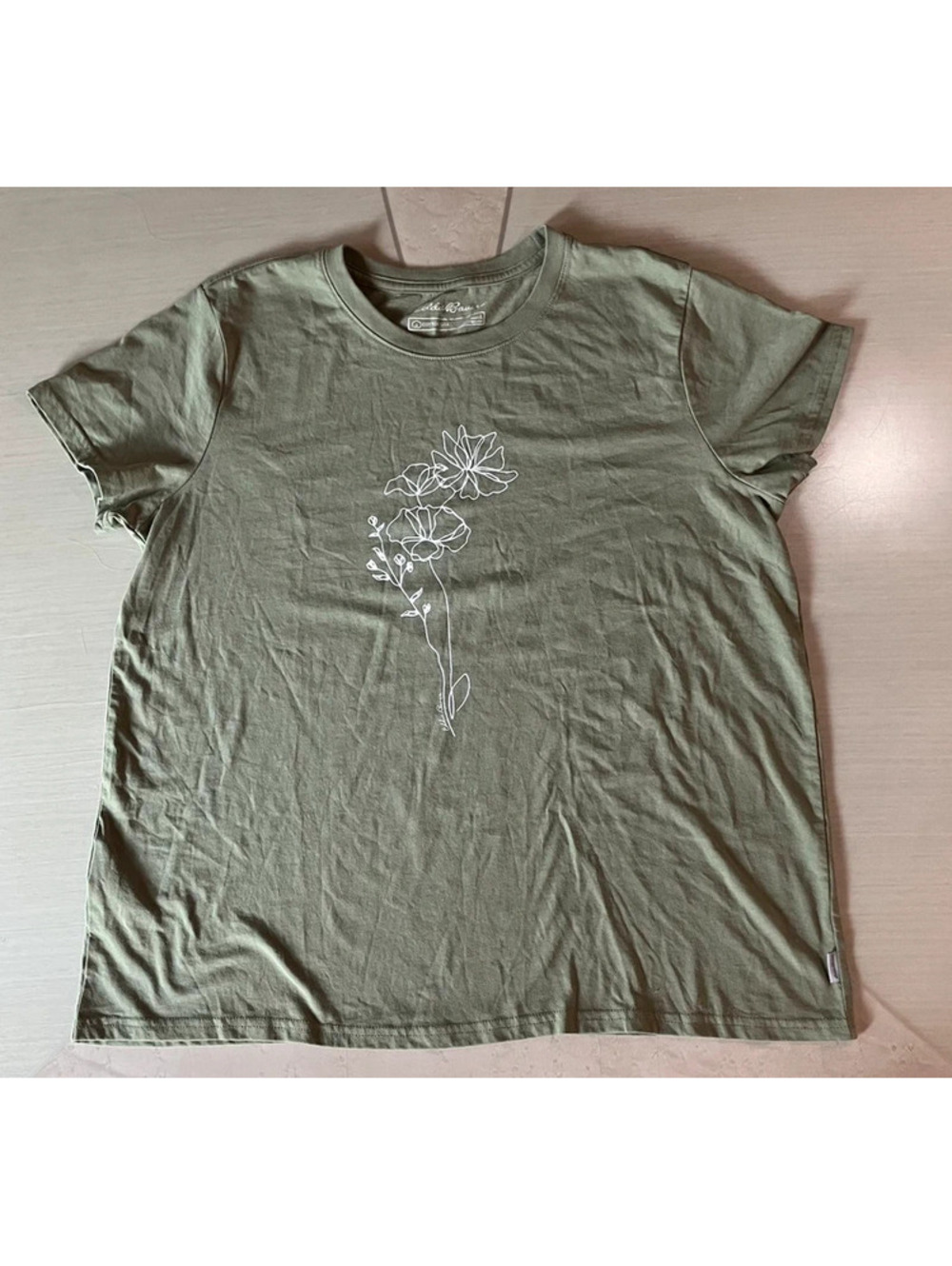 Cottagecore Botanical T Sage GreenFloral Line Art Eddie Bauer Minimalist Cotton